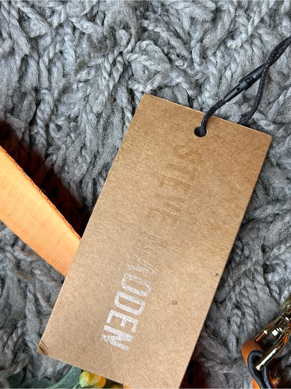 Steve Madden Orange Embossed Logo Crossbody Bag - Picture 4 of 11